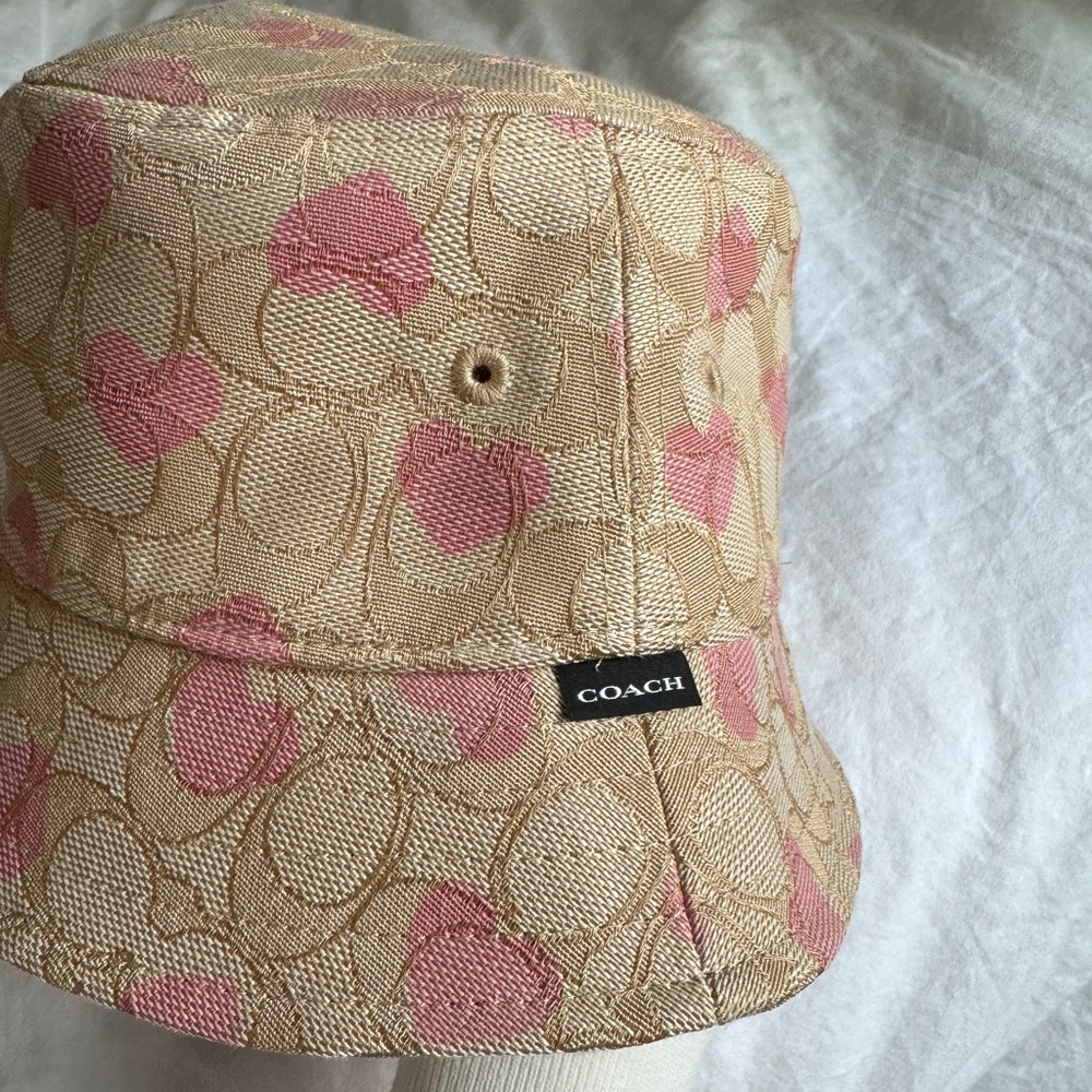 Coach Valentines limited edition bucket hat